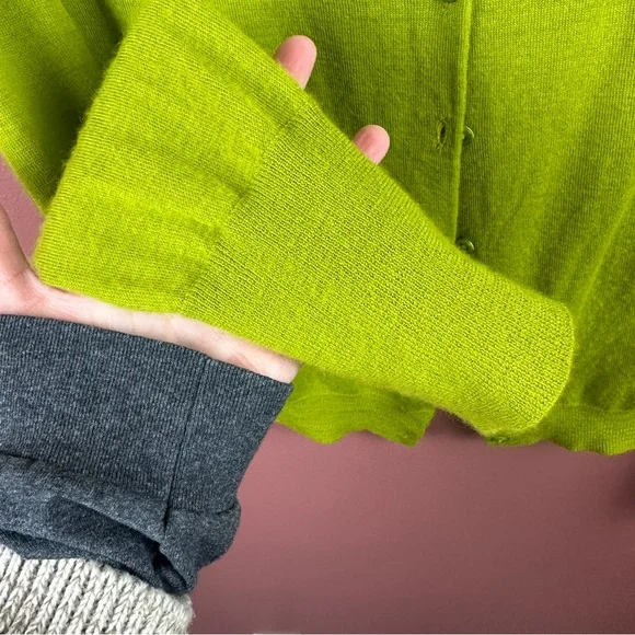 Johnny Was 100% tissue cashmere cardigan in apple green size medium - Picture 2 of 7